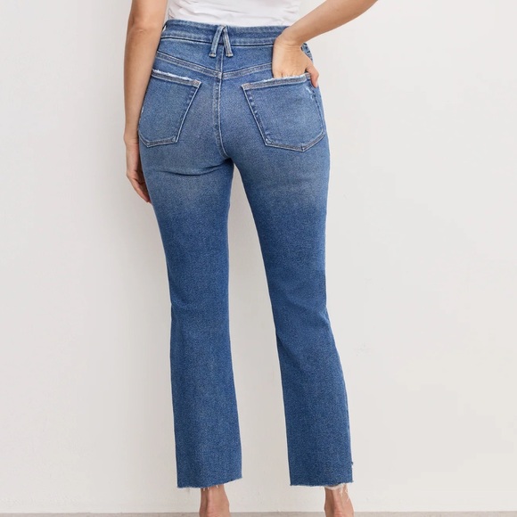 Good American Good Legs Straight Mid-Rise Jeans 27 1/2” inseam - Picture 2 of 6